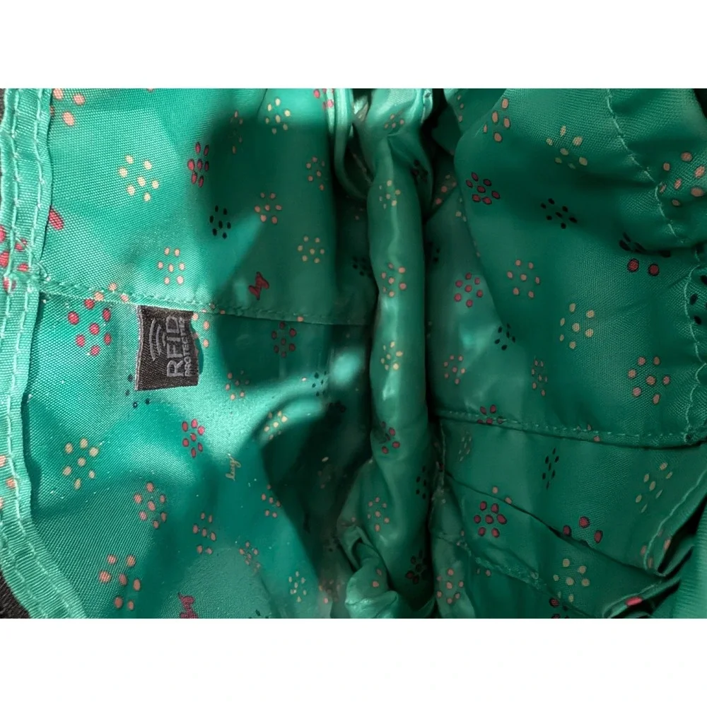 Lug Crossbody Bag – Quilted Floral Print, RFID Protection, Adjustable Strap‎